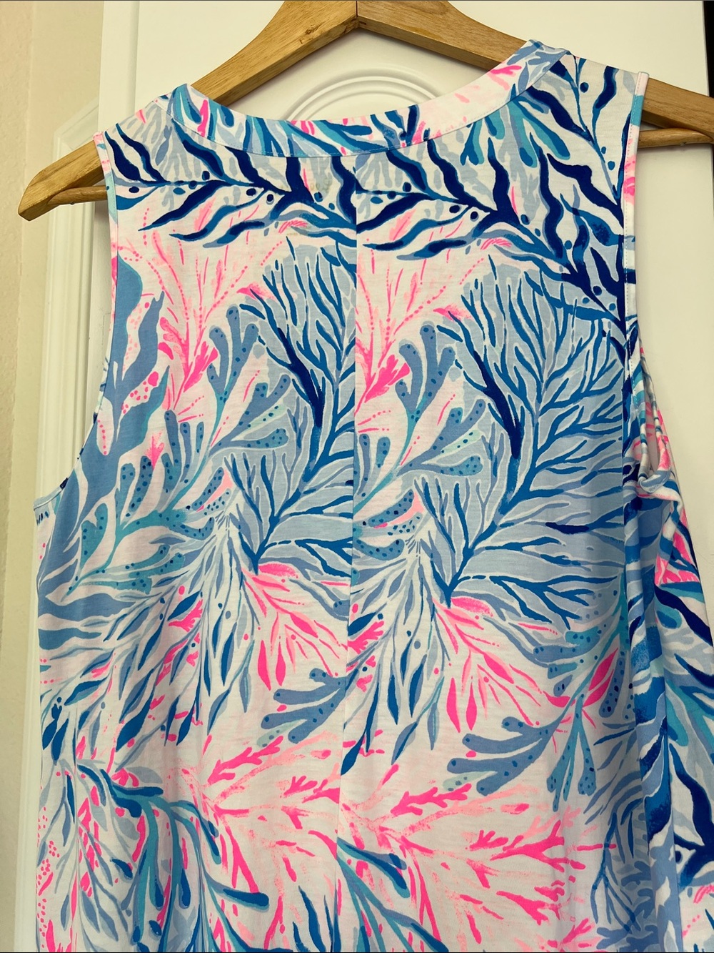 NWOT Lilly Pulitzer Sleeveless V‑Neck Tank Dress in Blue & Pink Coral Print - Picture 6 of 9